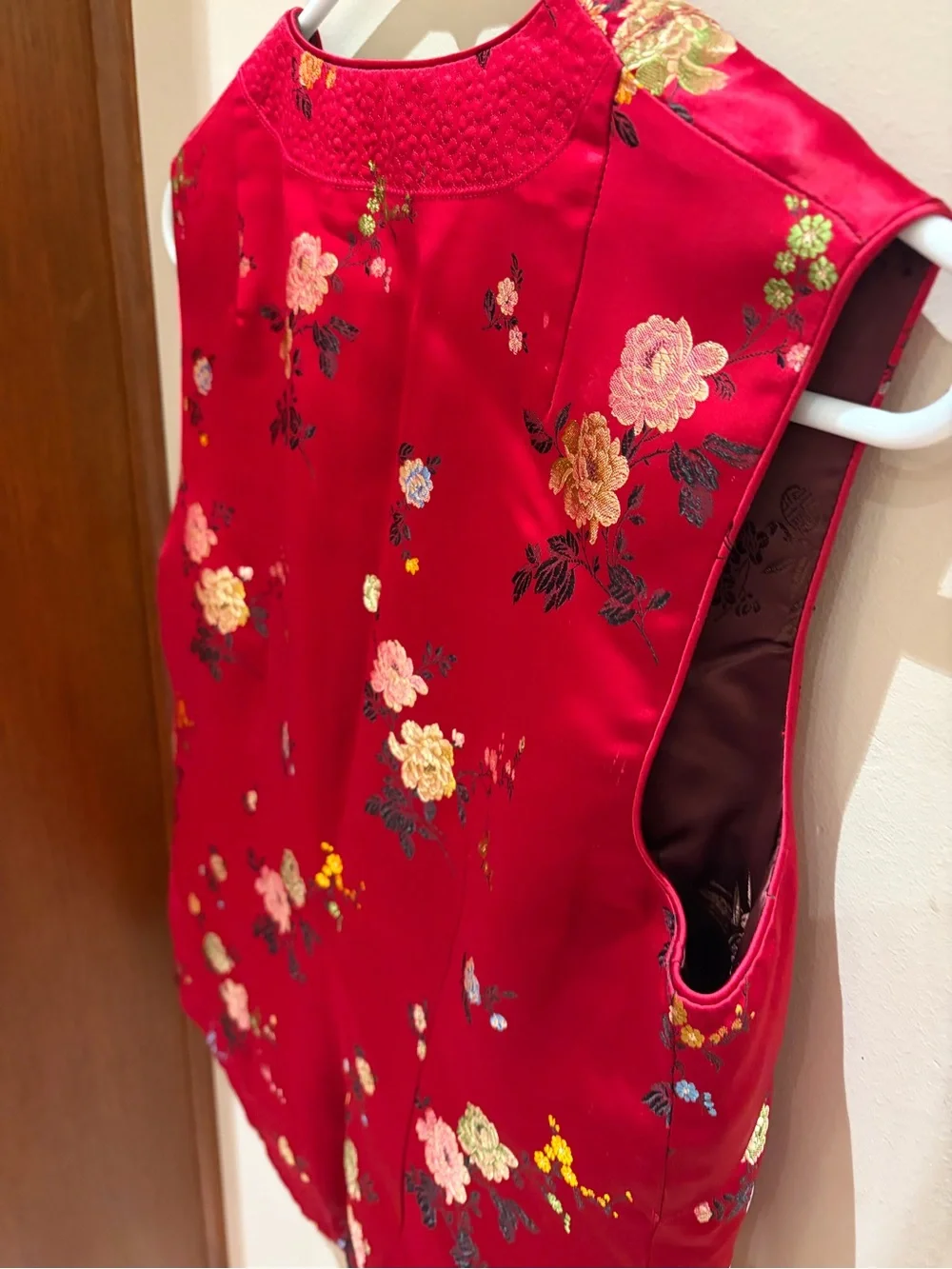 Vintage Red Floral Embroidered Reversible Chinese Traditional Vest - Picture 10 of 12